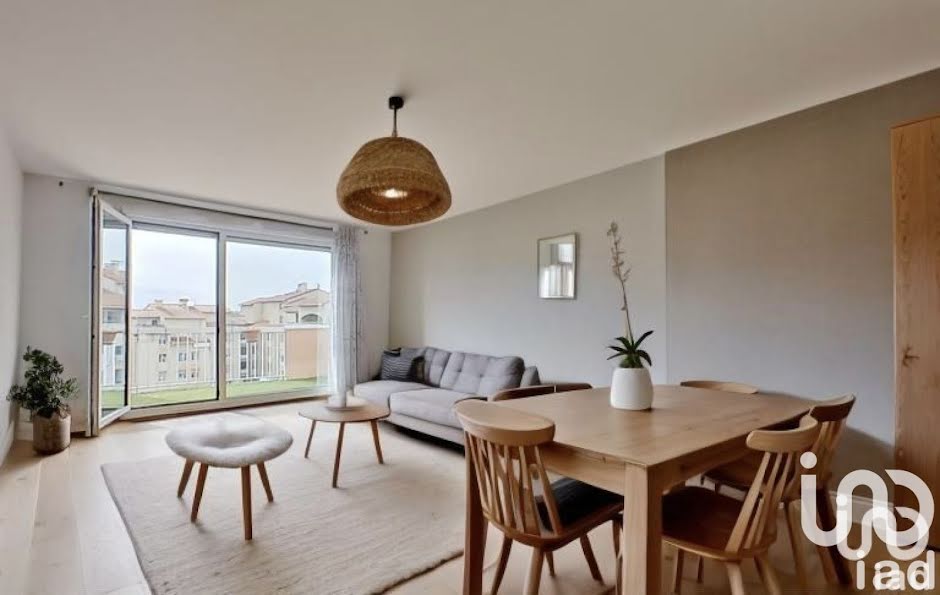 Vente appartement 4 pièces 87 m² à Bron (69500), 299 000 €