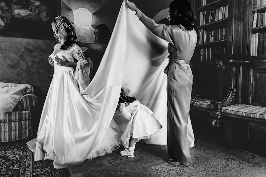 結婚式の写真家Roberto De Riccardis (robertodericcar)。4月2日の写真