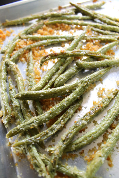 Roasted Parmesan Green Beans with Garlic recipe - 5 ingredients and ready in under 30 minutes