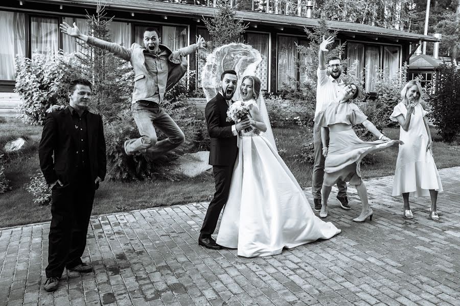 Fotógrafo de casamento Stella Knyazeva (stellaknyazeva). Foto de 26 de outubro 2017