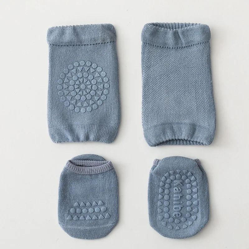 Title 11, Ensemble genouillères et chaussettes de sol en ...