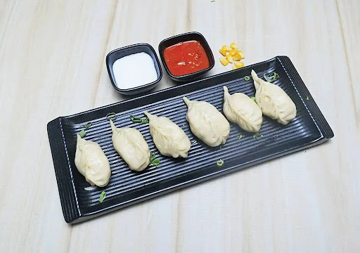 Steamed Cheese And Corn Momos [6 Pieces]