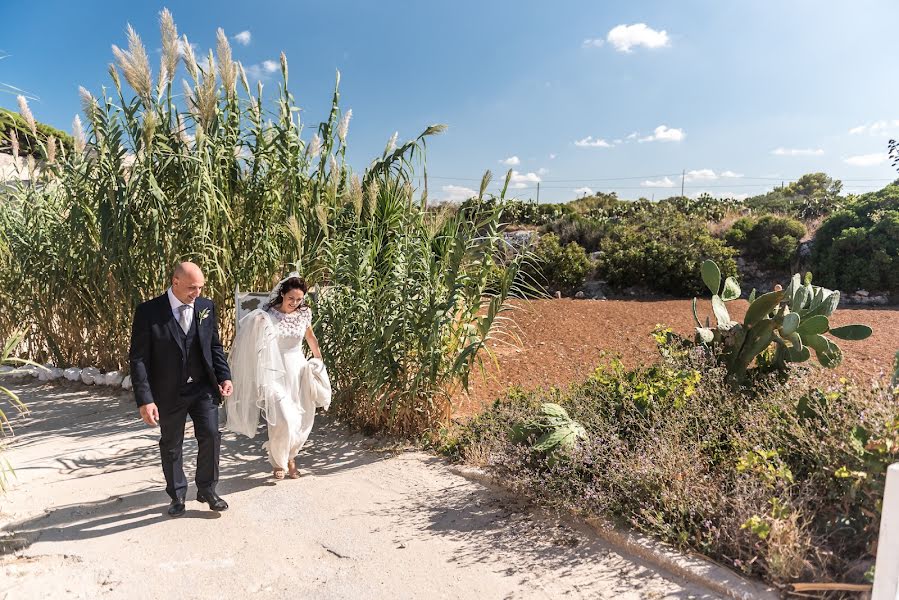 Wedding photographer Paola Sarappa (paolasarappa). Photo of 12 December 2017