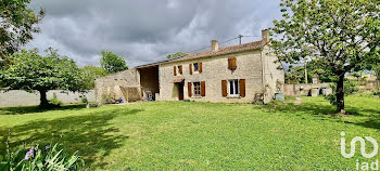 maison à Ferrieres (17)