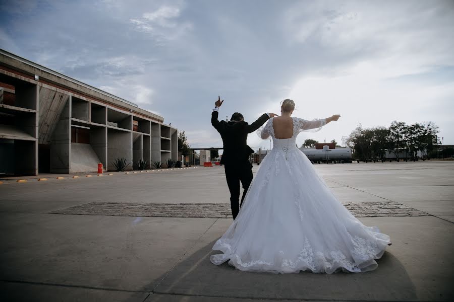 Bröllopsfotograf Alejandra Lira (alejandralira). Foto av 14 november 2023