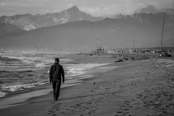 la spiaggia in autunno di dario toccafondo