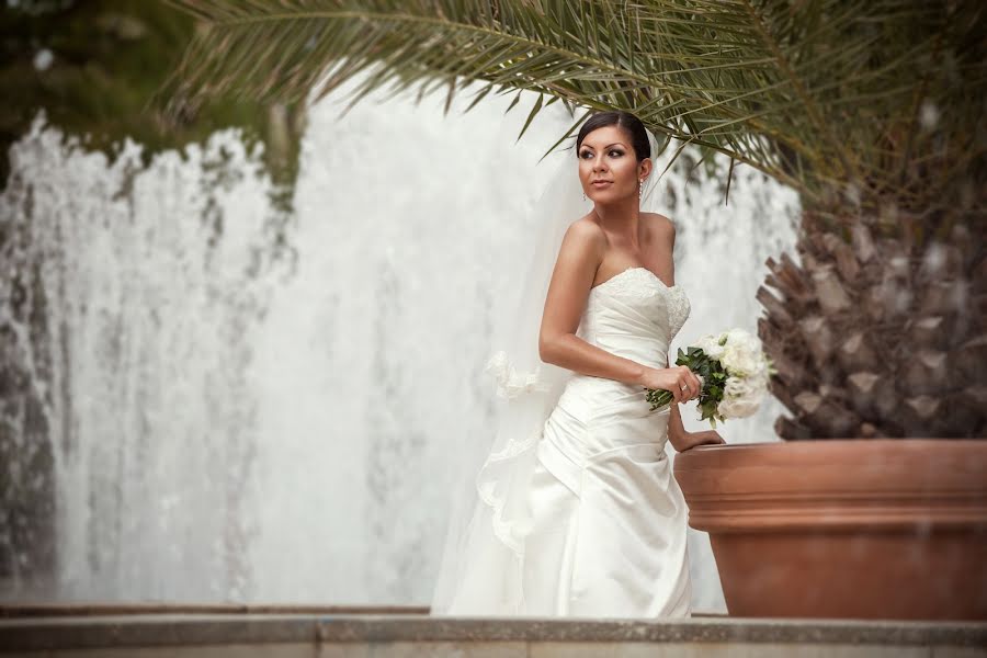 Wedding photographer Tsanislav Hristov (hristov). Photo of 1 February 2014