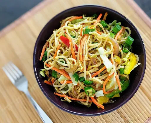 Veg Hakka Noodle