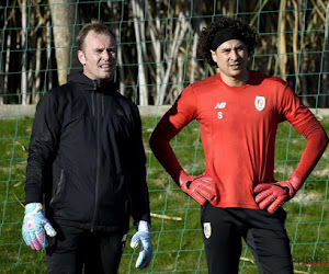 Un trophée sans jouer pour Ochoa? Il remercie Gillet et souligne l'importance d'autres remplaçants