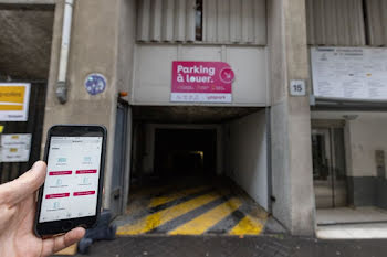 parking à Paris 10ème (75)