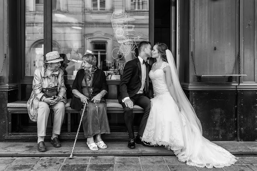 Fotógrafo de casamento Miroslav Kudrin (kremsoda). Foto de 13 de julho 2016