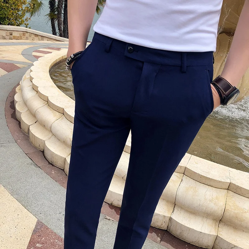 Erkek Trend Casual Slim Fit Siyah Takım Pantolonu, Düz Kesim, Şık ve Modern Görünüm İçin Mükemmel.