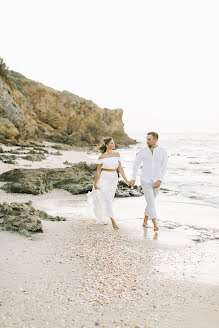 Fotógrafo de casamento Dmitriy Kapitonenko (kapitonenko). Foto de 21 de abril 2018