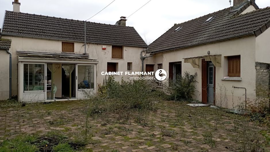 Vente maison 5 pièces 87 m² à Ancy-le-Franc (89160), 46 000 €