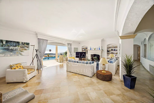 House 4
