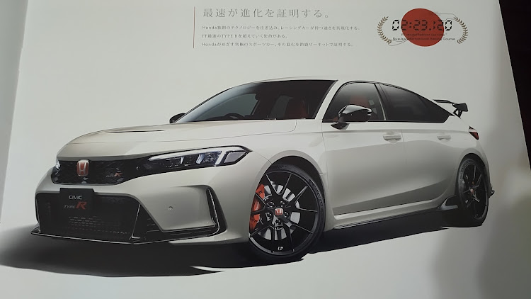 インテグラの新型シビックtypeＲ試乗・見積もりシュミレーション・納期未定に関するカスタム事例の投稿画像3枚目