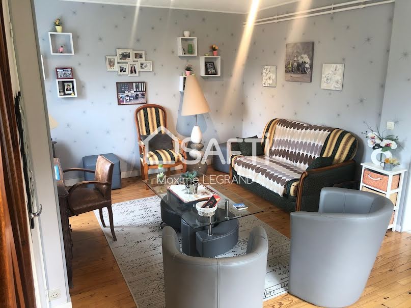 Vente maison 5 pièces 85 m² à Lisieux (14100), 184 000 €