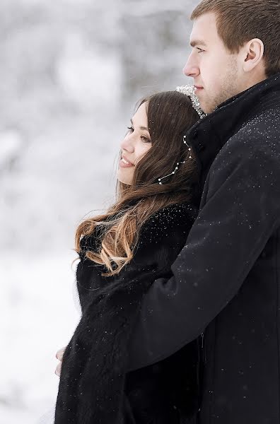 Photographe de mariage Yuliya Burdakova (juliburdakova). Photo du 23 janvier 2021