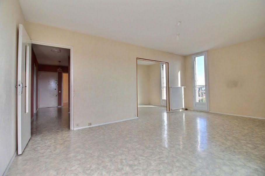 Vente appartement 4 pièces 77 m² à Billere (64140), 168 000 €