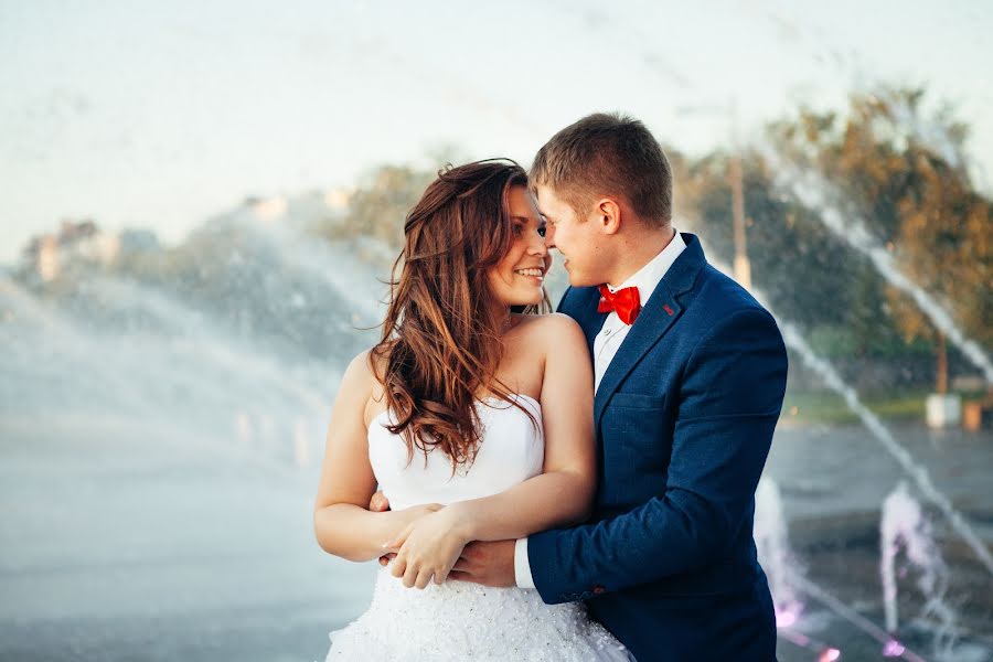 Wedding photographer Nina Potapova (ninapotapova). Photo of 1 October 2015