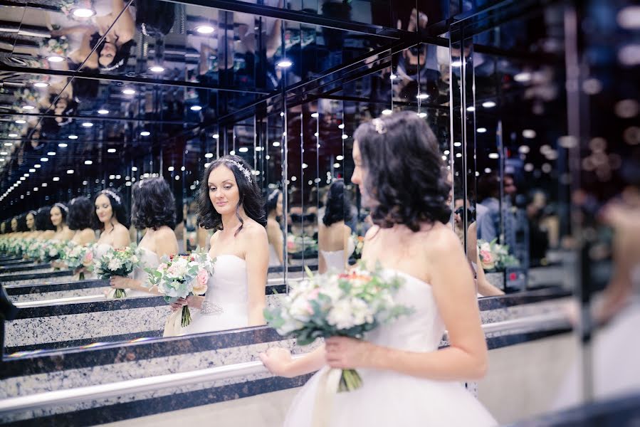 結婚式の写真家Tatyana Semicvetikova (bella-festa)。2015 12月12日の写真