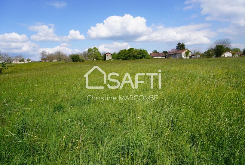  Vente Terrain à bâtir - 7 515m² à Thiviers (24800) 