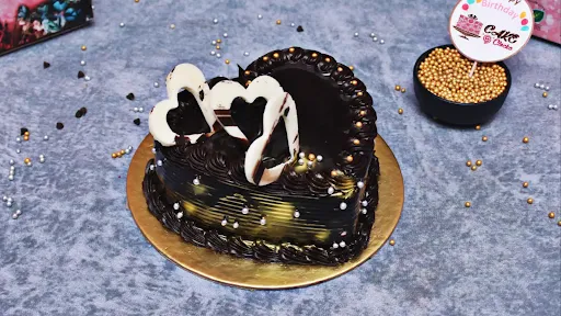 Heart Chocolate Shape Cake [500 Grams]