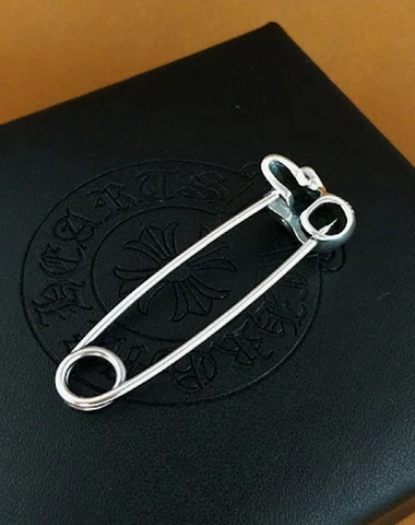 Thai Men's Punk Style Silver Brooch - 1