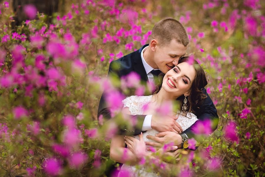 Wedding photographer Oksana Ladygina (oxanaladygina). Photo of 14 May 2016