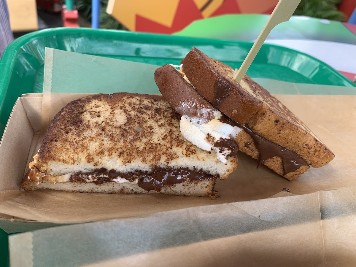 Gotta show up early for this s’more breakfast sandwich!