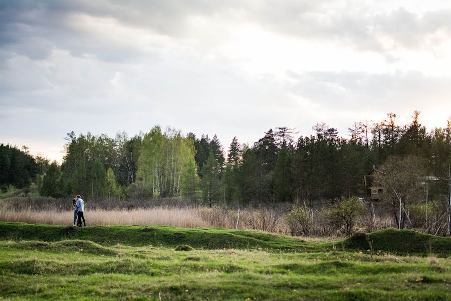 Fotograf ślubny Evgeniy Okrugin (okrugin). Zdjęcie z 25 października 2019