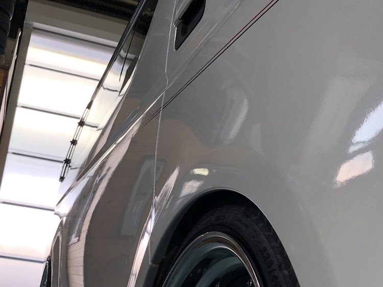 ハイエースのハイエース200系・ハイエースカスタム・ホイールチェンジ・サイズ変更・NPA_STYLEに関するカスタム事例の投稿画像3枚目