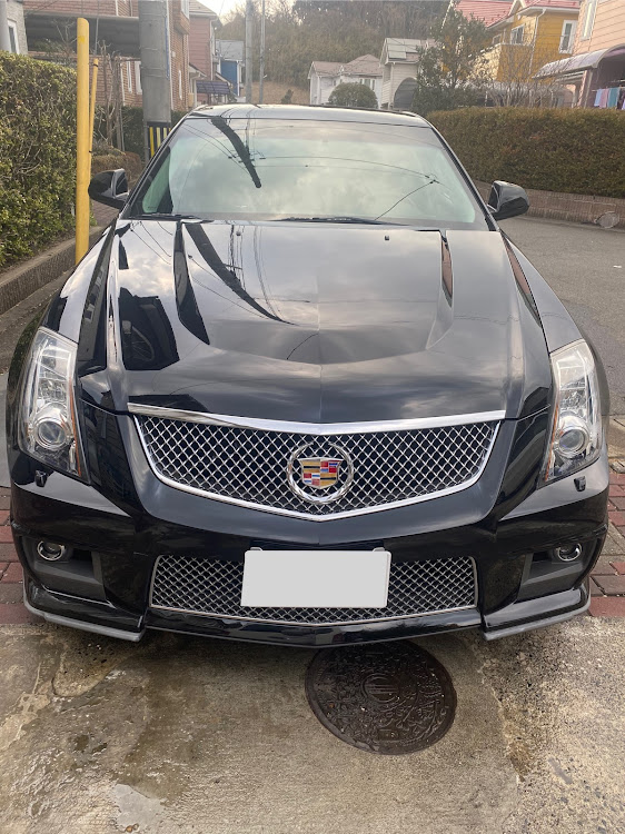 CTS セダンのCTS-V・DIY・グリル塗装完了に関するカスタム事例の投稿画像1枚目
