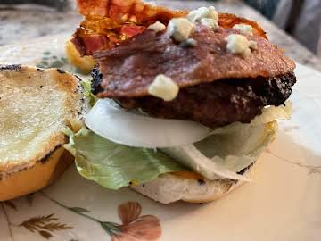 Grilled Blue Cheese Bacon Burgers