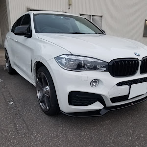 X6 xDrive 35i Mスポーツ