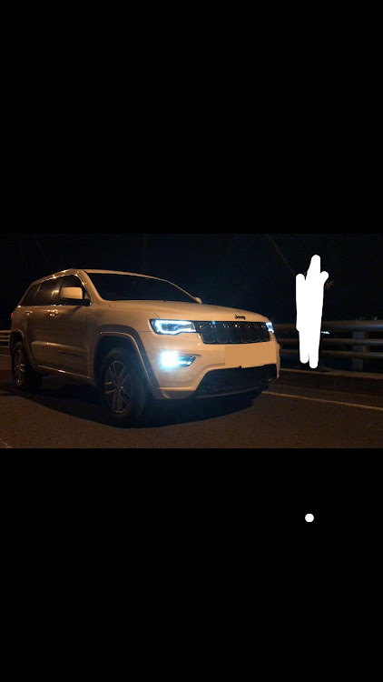 グランドチェロキーのエムズガレージ・山口県・ジープ・洗車に関するカスタム事例の投稿画像1枚目