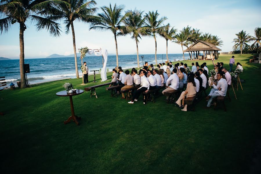 Fotografo di matrimoni Trung Dinh (ruxatphotography). Foto del 29 aprile 2020