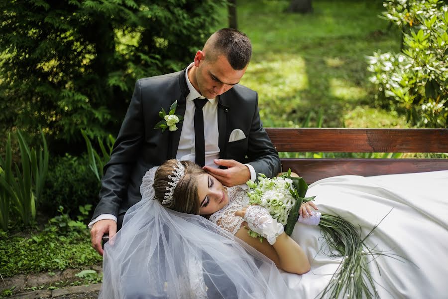 Fotógrafo de casamento Vitalina Robu (vitalinarobu). Foto de 13 de outubro 2017