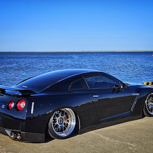 NISSAN GT-R R35