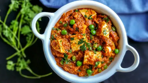 Matar Paneer