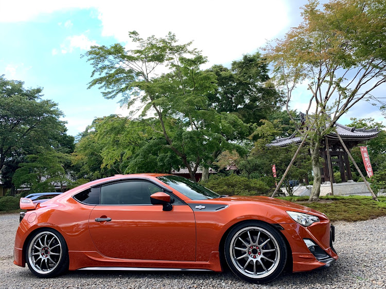 86のお墓参り・ニードルキャップに関するカスタム事例の投稿画像1枚目