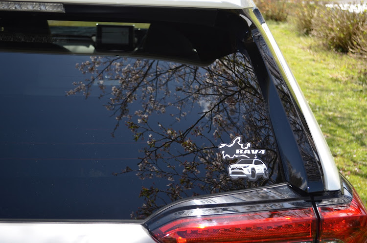 RAV4のRAV4・SAKURAV4・一眼レフカメラ初心者・サクラと愛車・AXAH54に関するカスタム事例の投稿画像3枚目