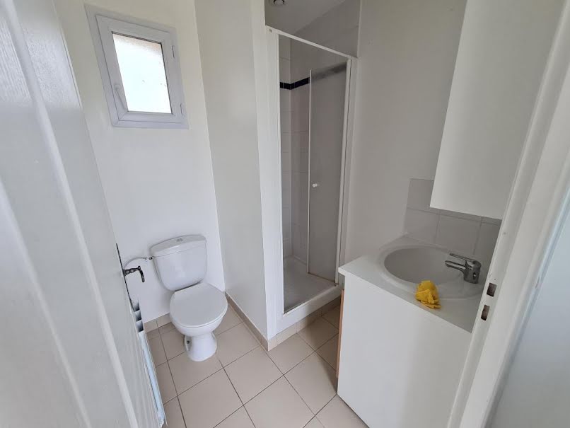 Location  appartement 1 pièce 17.9 m² à Presles-en-Brie (77220), 458 €