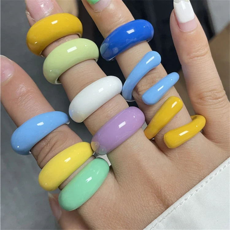 Anel de óleo pingente artesanal cor sólida simples cruz geométrico, perfeito para um look minimalista e elegante, uso diário.