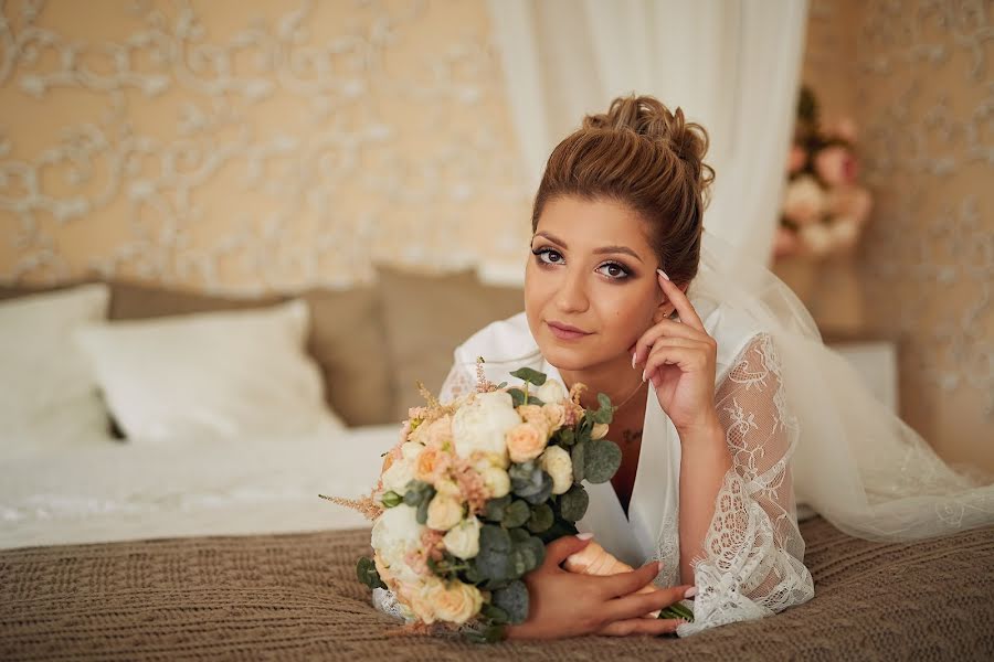 Fotografo di matrimoni Aleksey Layt (lightalexey). Foto del 15 luglio 2019