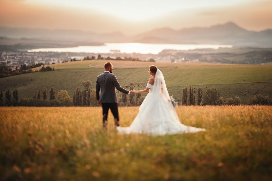 Fotografer pernikahan Vlado Veverka (veverkavlado). Foto tanggal 17 Februari 2020