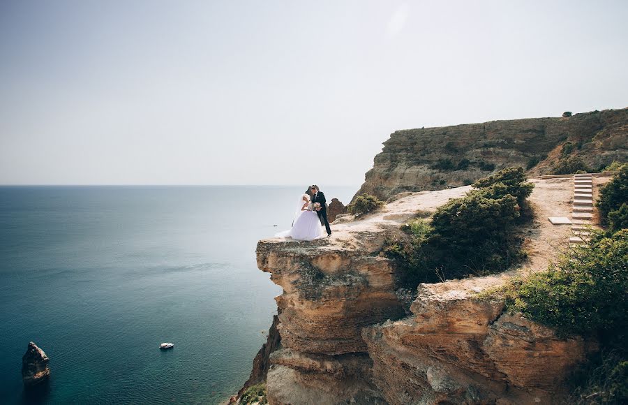 Fotografo di matrimoni Nikolay Kharlamov (nikharlamov). Foto del 11 marzo 2016