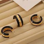 Black Earrings Style