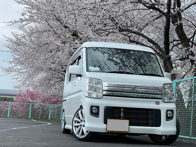 エブリイワゴンの桜とコラボ🌸・車高調整・ブレーキパッド交換・いつもイイネ&コメントありがとうございます🙇‍♂️・フォロワーさんいつもありがとう！に関するカスタム事例の投稿画像8枚目