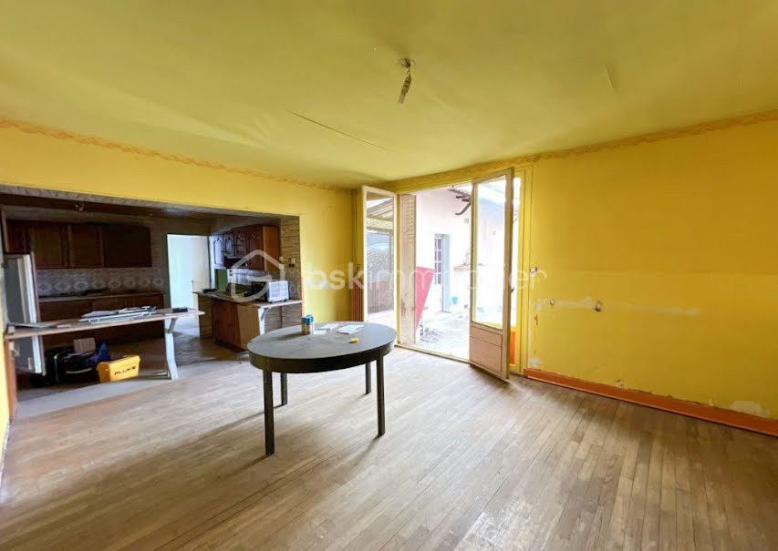 Vente maison 10 pièces 300 m² à Chevilly (45520), 260 000 €